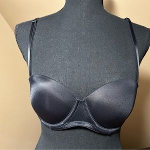 Victoria Secret Pink black strapless bra